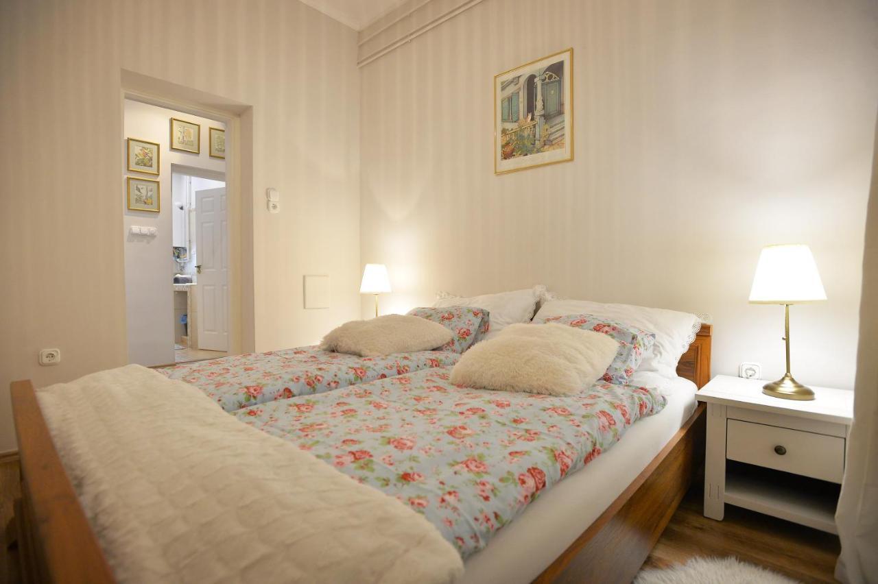 Janicsar Garden Apartman 埃格尔 外观 照片