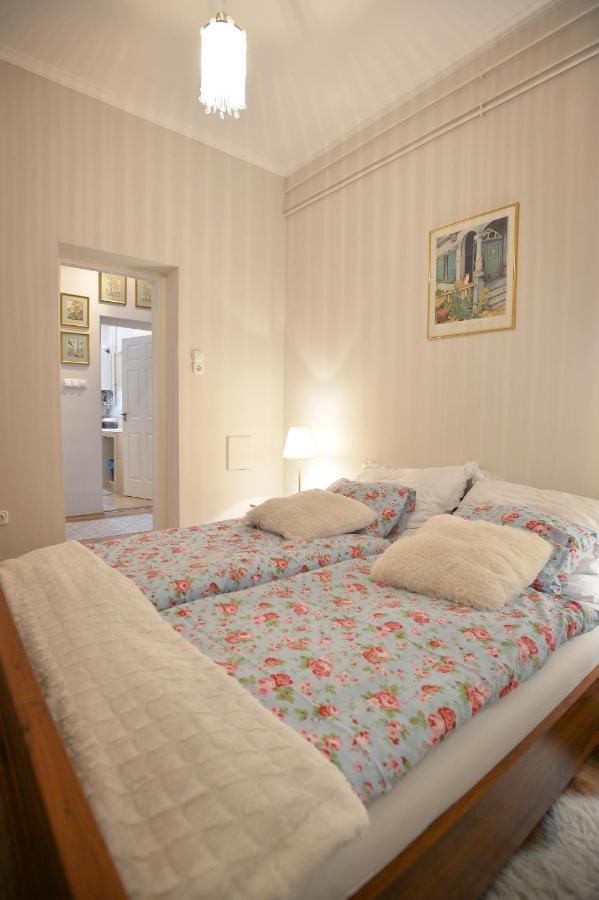 Janicsar Garden Apartman 埃格尔 外观 照片