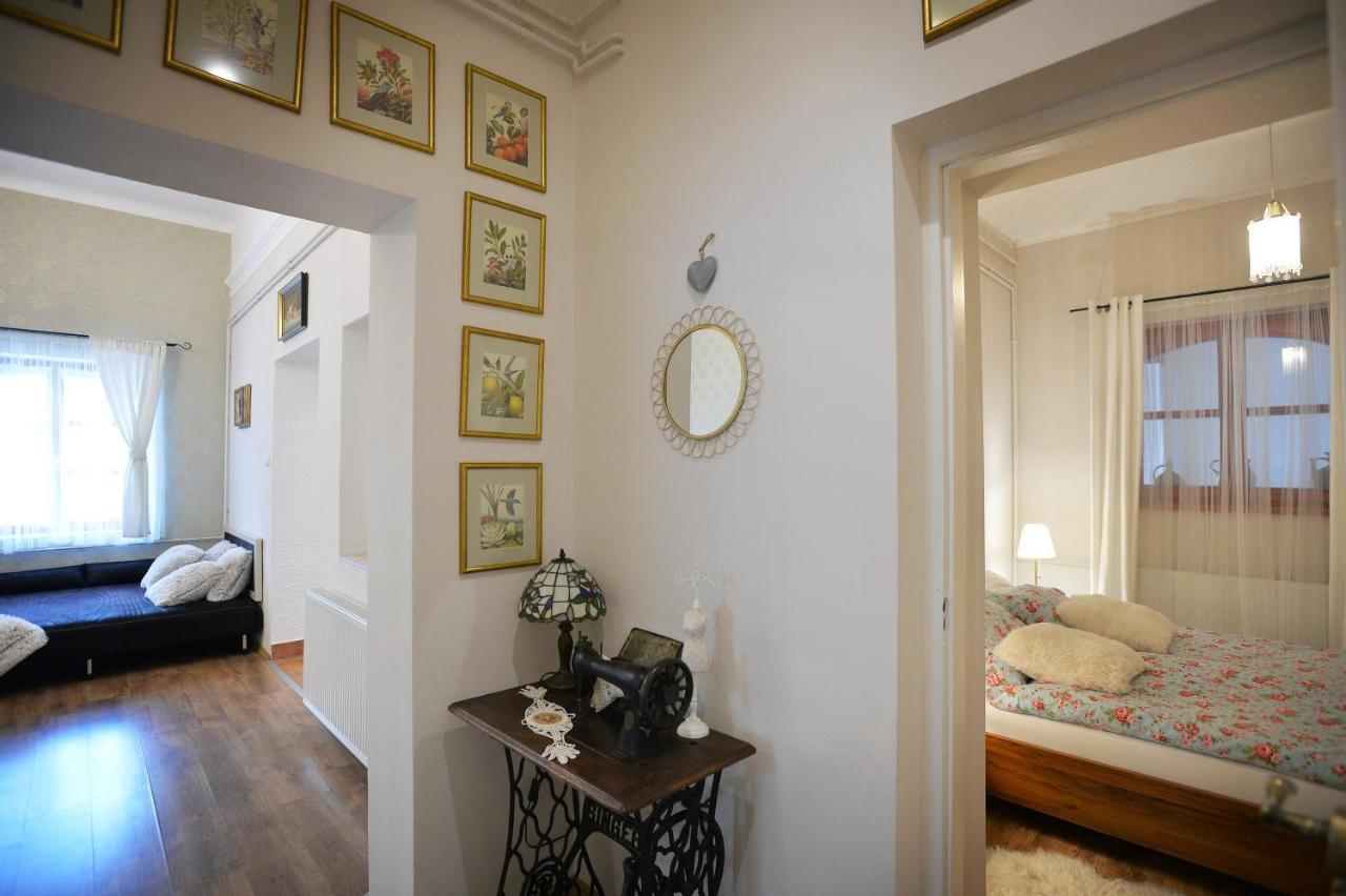 Janicsar Garden Apartman 埃格尔 外观 照片