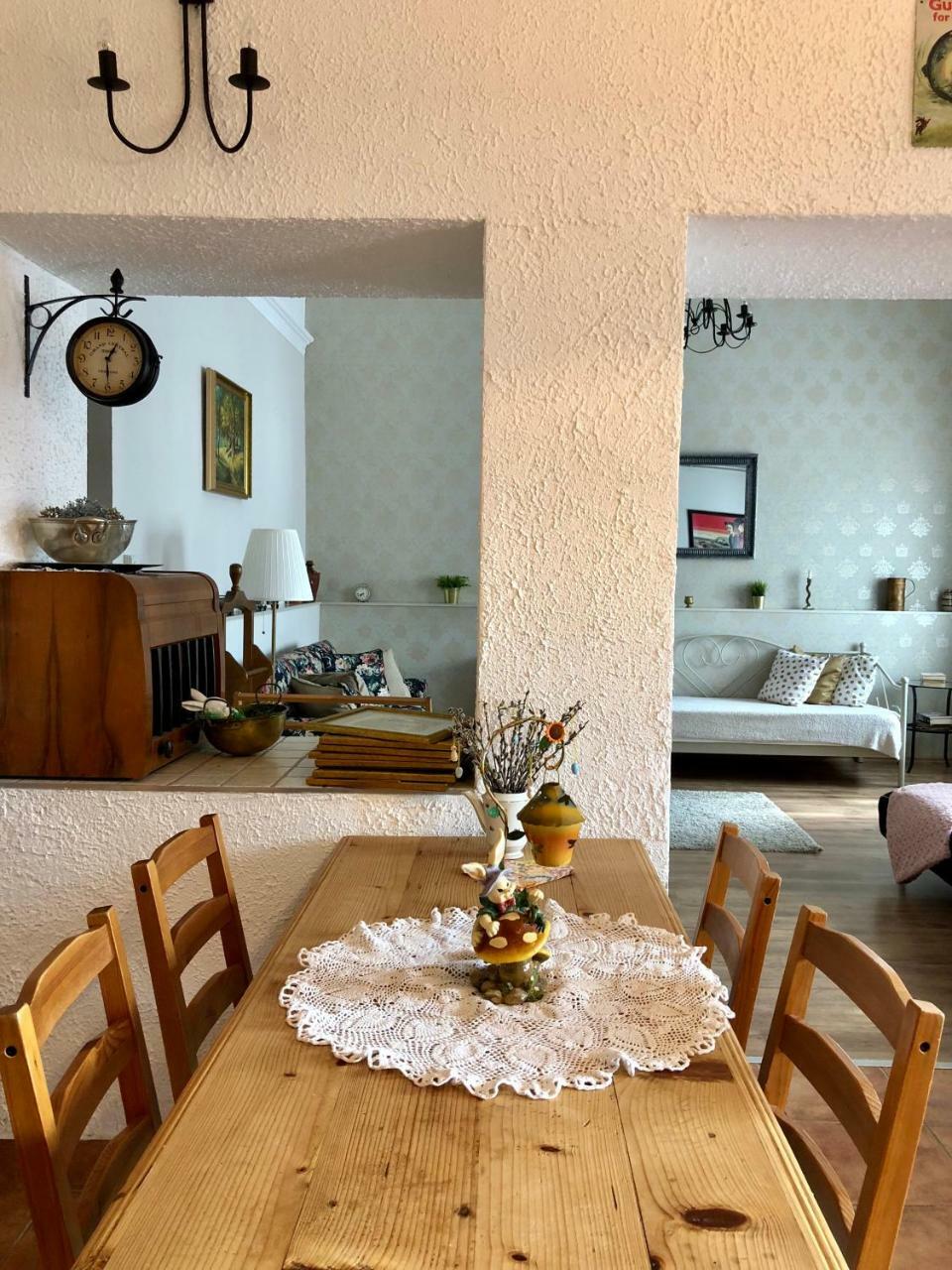 Janicsar Garden Apartman 埃格尔 外观 照片